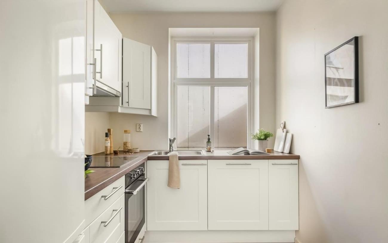Dinbnb Style - 200m To Torgalmenningen Leilighet *